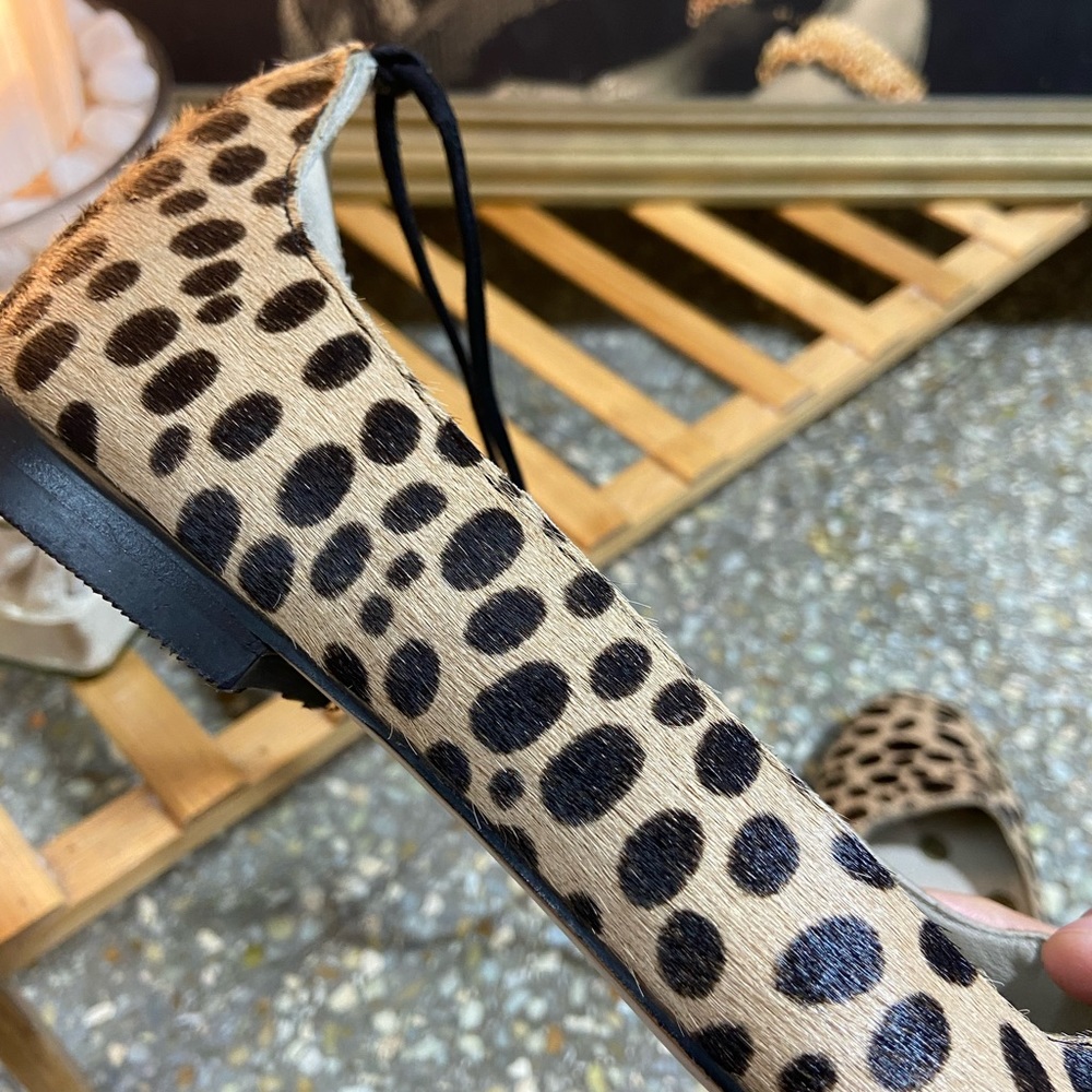 Boden Ballerina Animal Print Pumps. Size - 37 - Picture 11 of 12